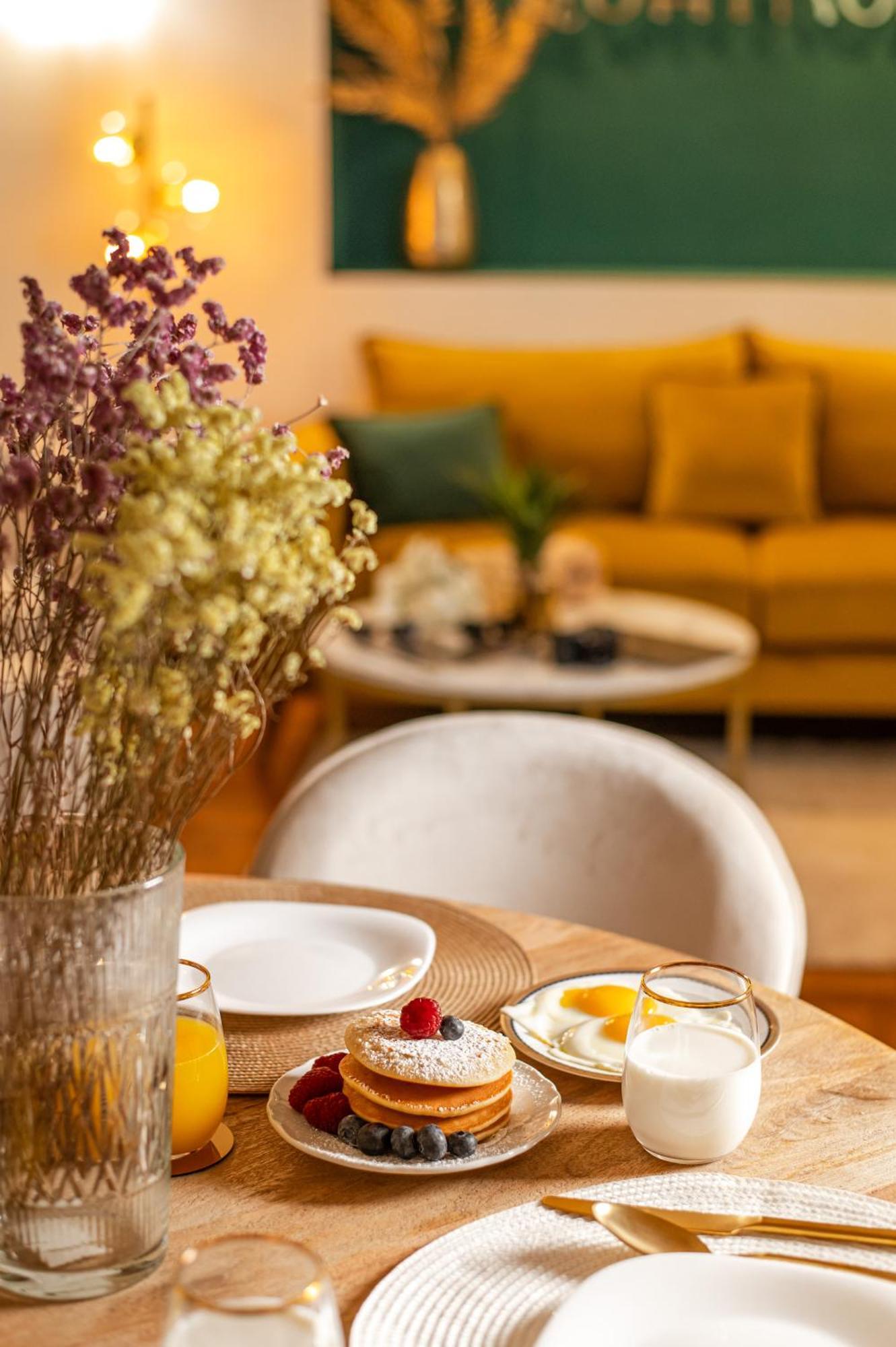 Quatrum Apartment Νάπολη Εξωτερικό φωτογραφία