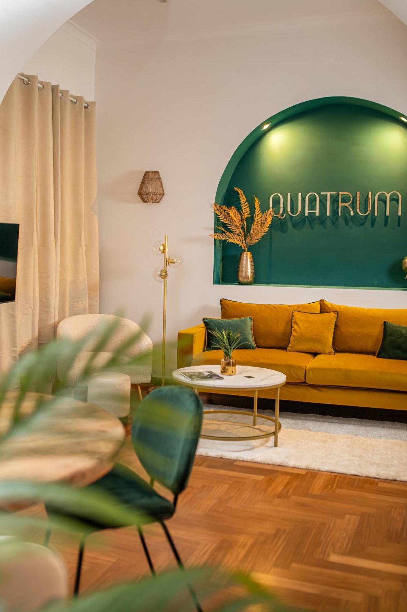 Quatrum Apartment Νάπολη Εξωτερικό φωτογραφία