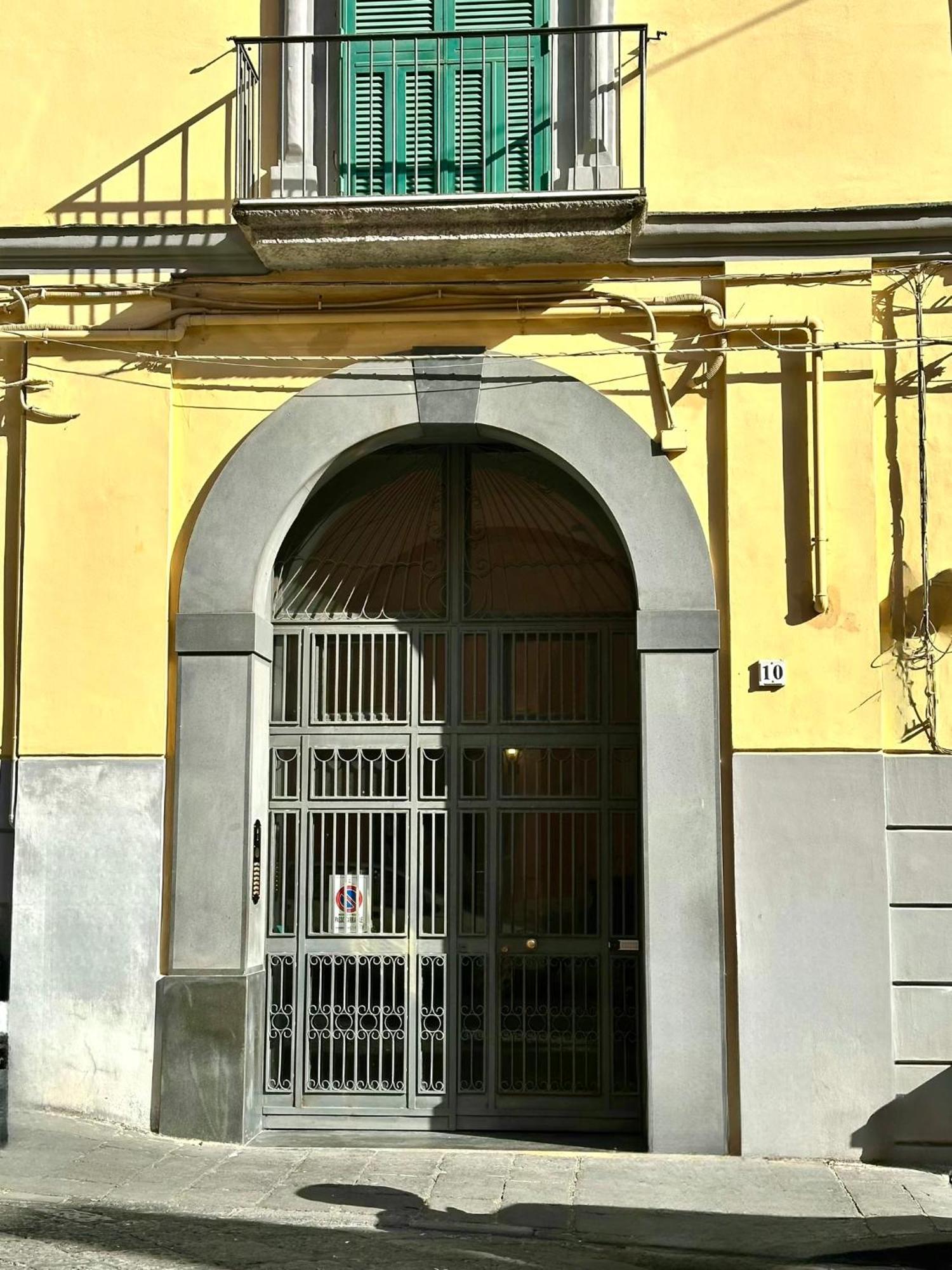 Quatrum Apartment Νάπολη Εξωτερικό φωτογραφία
